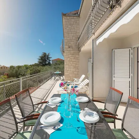 Residence Villa Irena Apartments Trogir Kültér fotó