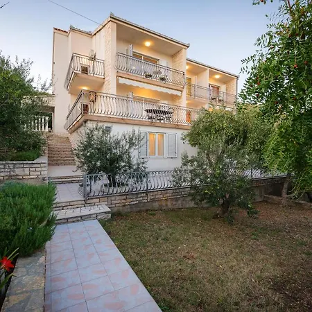 Residence Villa Irena Apartments Trogir Kültér fotó
