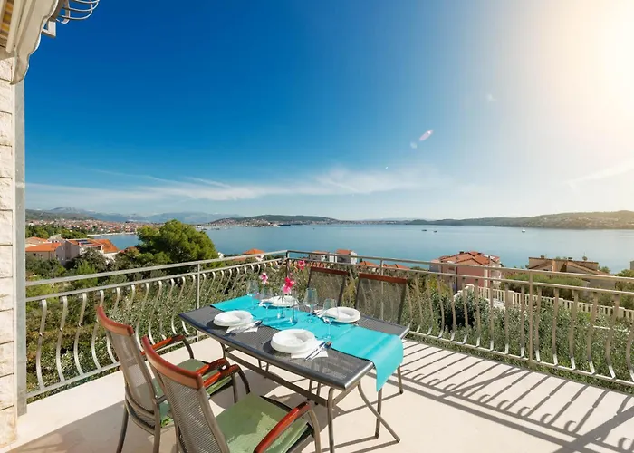 Residence Villa Irena Apartments