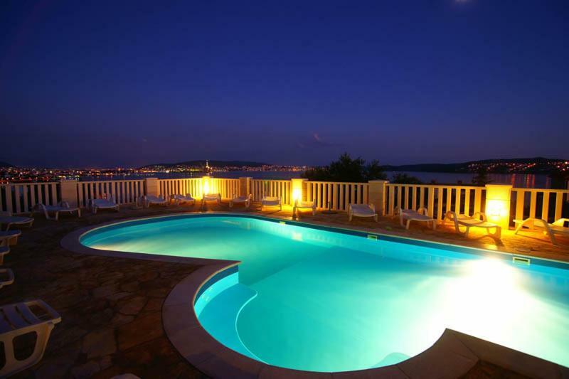 Apartment Irena *